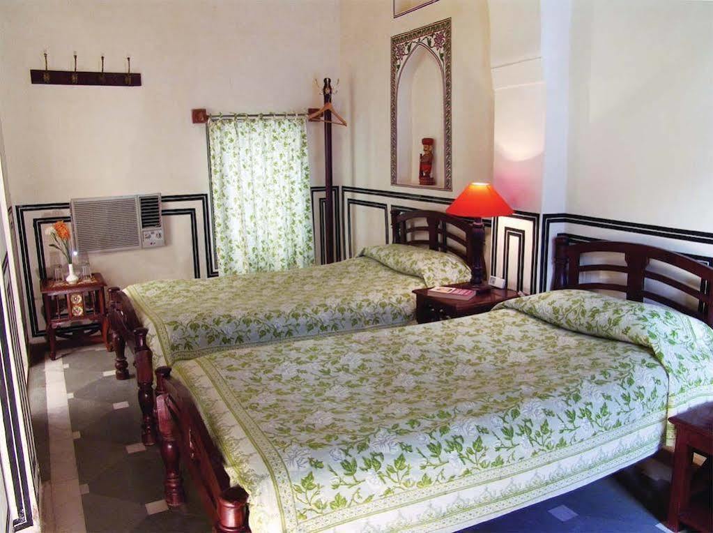 Mandawa Haveli Hotel Джайпур Екстериор снимка